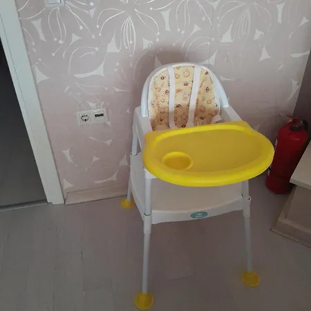 וילה Guezelada